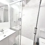 Апартаменты Entire 1 Minute From The Historical Center *